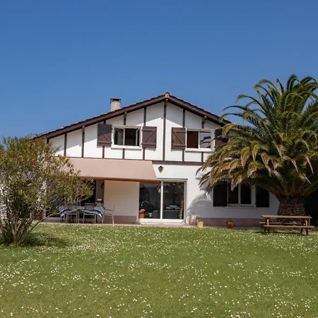 Et Petit Dejeuner A Socoa 3* يورونْيِ