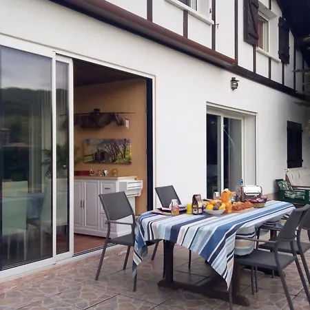 Bed & Breakfast Et Petit Dejeuner A Socoa Urrugne