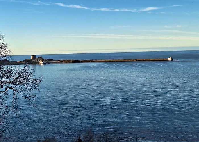 Et Petit Dejeuner A Socoa يورونْيِ